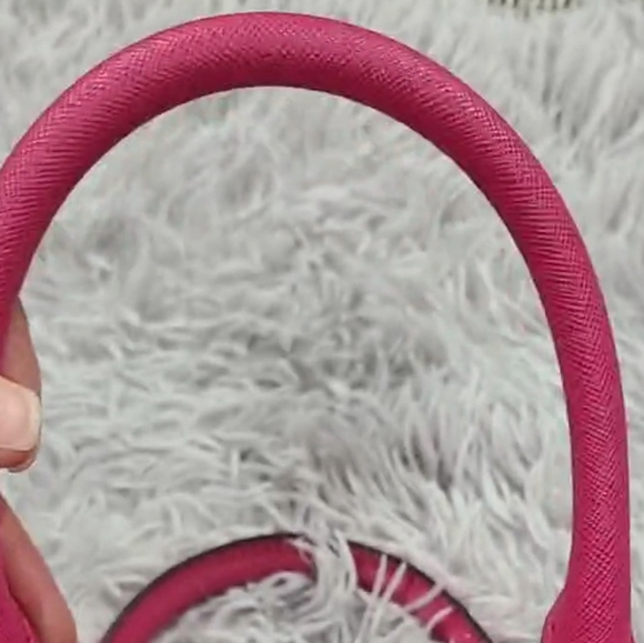 Authentic ❤️ MCM Crossbody Good Use Condition! Christmas Sale!! - Picture 8 of 15